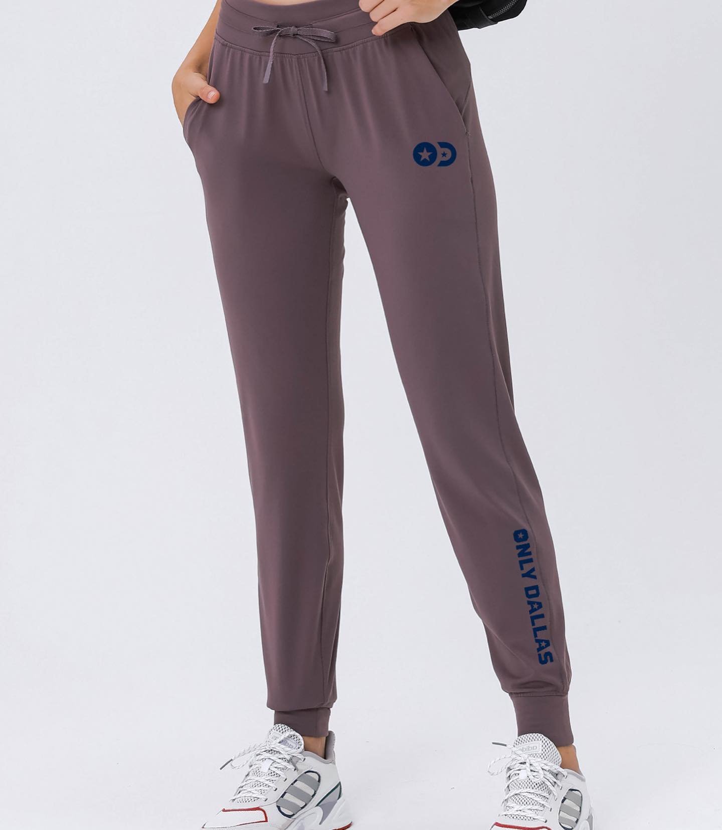 Only Dallas Logo Jogger Pants – Mauve