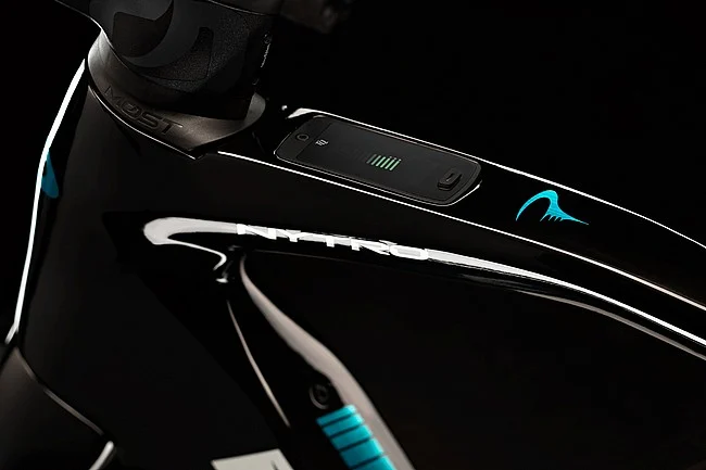 Pinarello Nytro E5 Road 105 Di2 E-Bike - Image 2