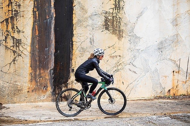 Pinarello 2023 Grevil F7 Rival AXS XPLR Bike (Carbon Wheels) - Image 2